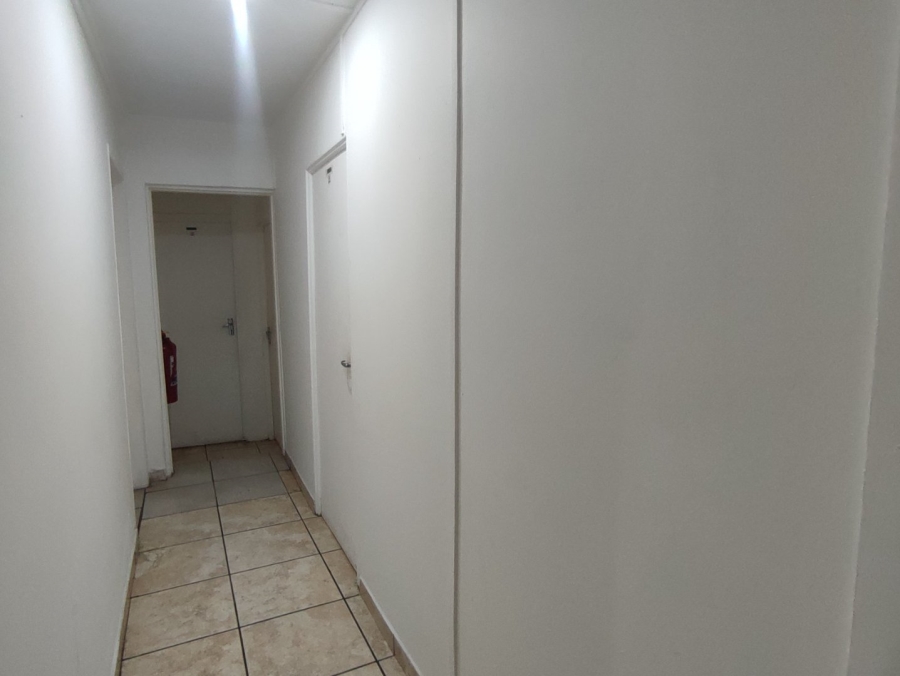 10 Bedroom Property for Sale in Brandwag Free State